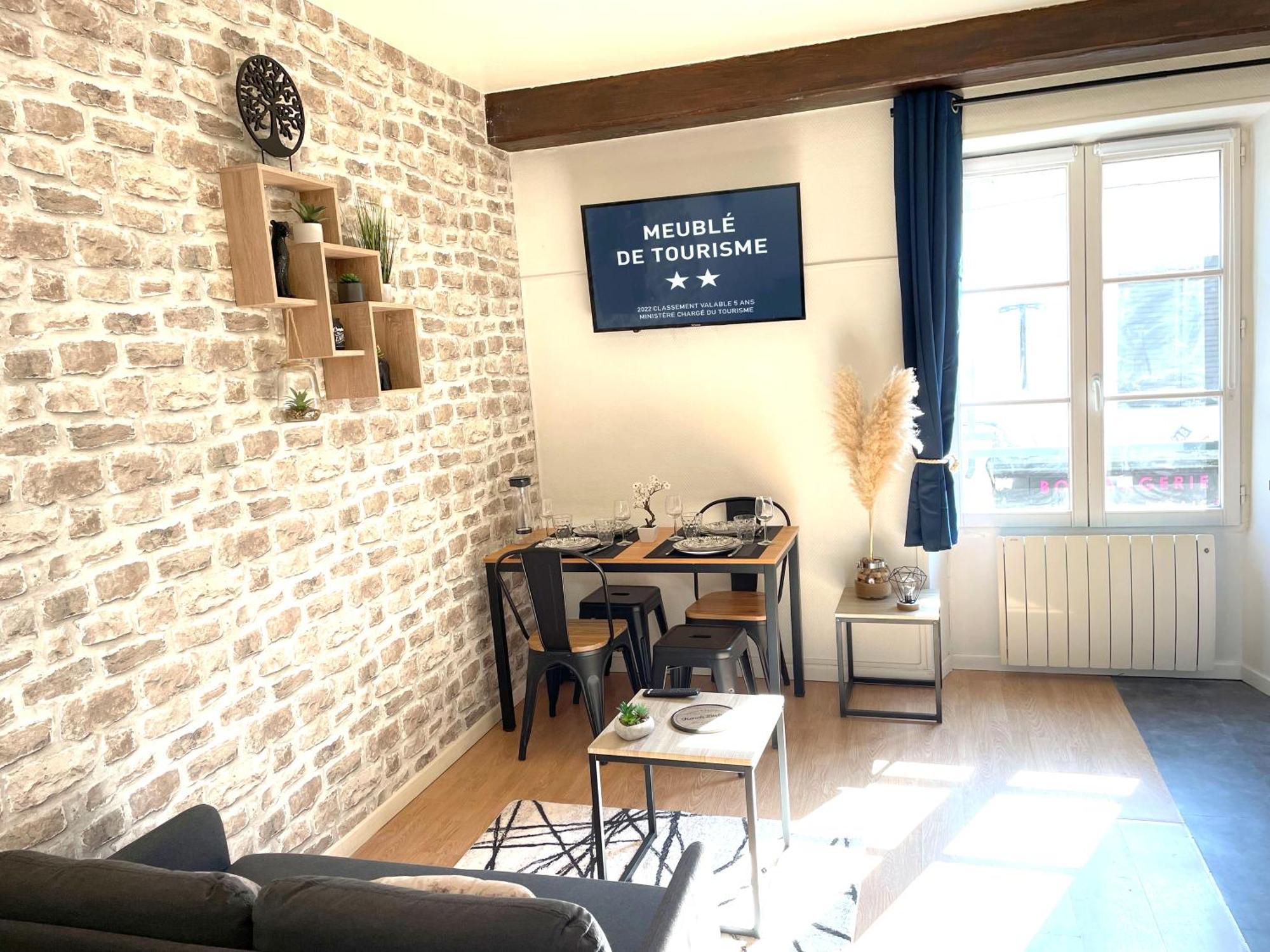 Cosy Studio - 50M Du Loing - Hyper-Centre موريه-سور-لوينغ المظهر الخارجي الصورة